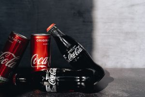 Có nên tưới cây bằng Coca-Cola? - OnlyPlants VN